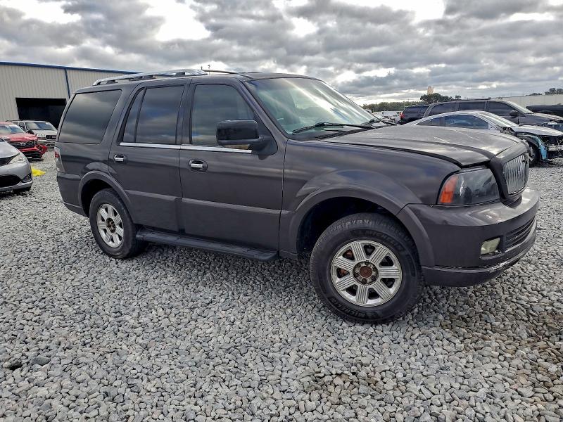 Photo 4 from auction – 2006 LINCOLN NAVIGATOR with VIN 5LMFU28556LJ17986