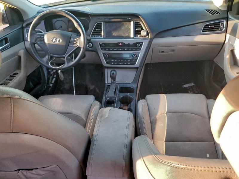 Photo 8 from auction – 2015 HYUNDAI SONATA SPO with VIN 5NPE34AF2FH137878