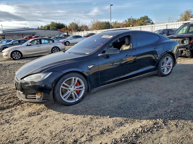 TESLA MODEL S 2016 with VIN 5YJSA1E29GF131901 - Photo from auction
