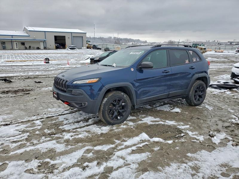 JEEP CHEROKEE T 2018 with VIN 1C4PJMBX7JD562307 - Photo from auction