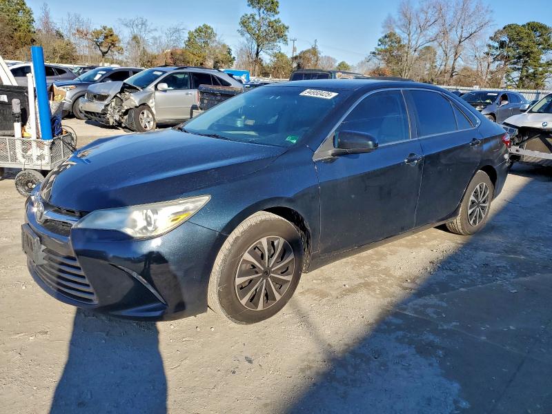 Photo 1 from auction – 2017 TOYOTA CAMRY LE with VIN 4T1BF1FK1HU640210