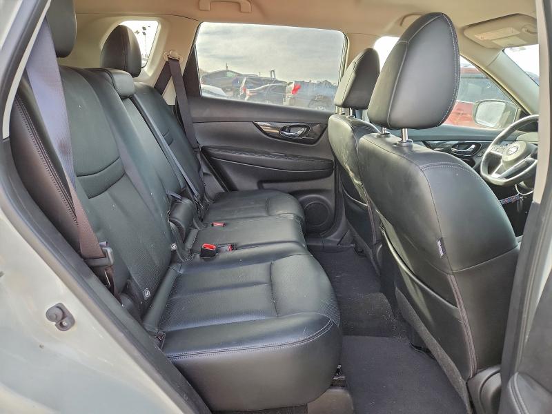 Photo 11 from auction – 2017 NISSAN ROGUE S with VIN JN8AT2MT2HW405026