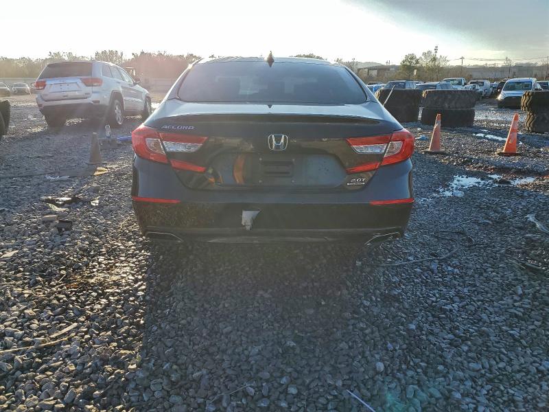 Photo 6 from auction – 2018 HONDA ACCORD TOU with VIN 1HGCV2F93JA043194