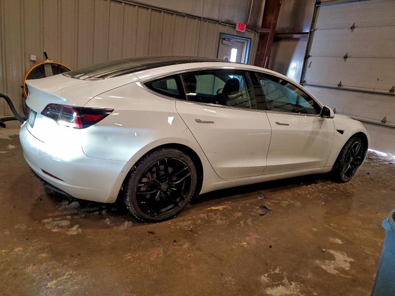 Photo 3 from auction – 2019 TESLA MODEL 3 with VIN 5YJ3E1EB6KF433342