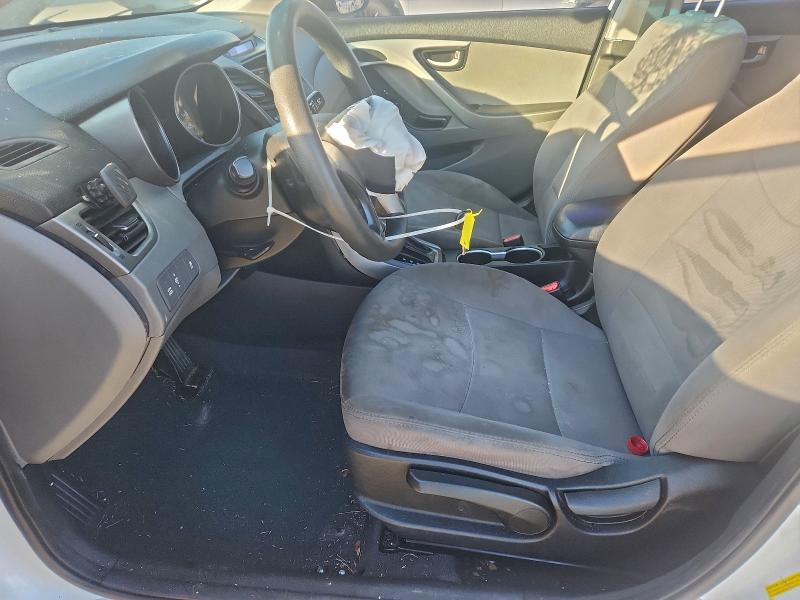 Photo 7 from auction – 2016 HYUNDAI ELANTRA SE with VIN 5NPDH4AE7GH740086
