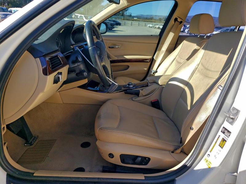 Photo 7 from auction – 2011 BMW 328 with VIN WBAPH7C57BE852601