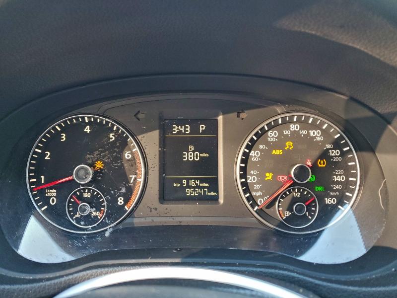 Photo 9 from auction – 2015 VOLKSWAGEN PASSAT S with VIN 1VWAS7A35FC031216