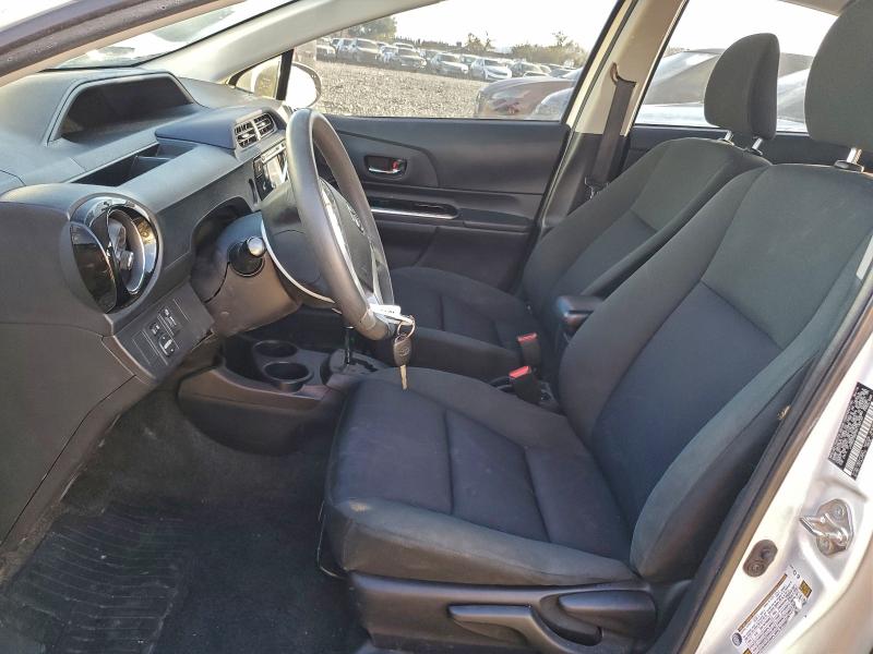 Photo 7 from auction – 2016 TOYOTA PRIUS C with VIN JTDKDTB37G1133137