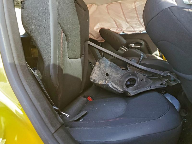 Photo 10 from auction – 2015 JEEP RENEGADE T with VIN ZACCJBCT8FPB93495