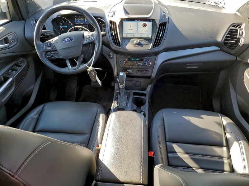 Photo 8 from auction – 2019 FORD ESCAPE SEL with VIN 1FMCU0HD0KUB59083