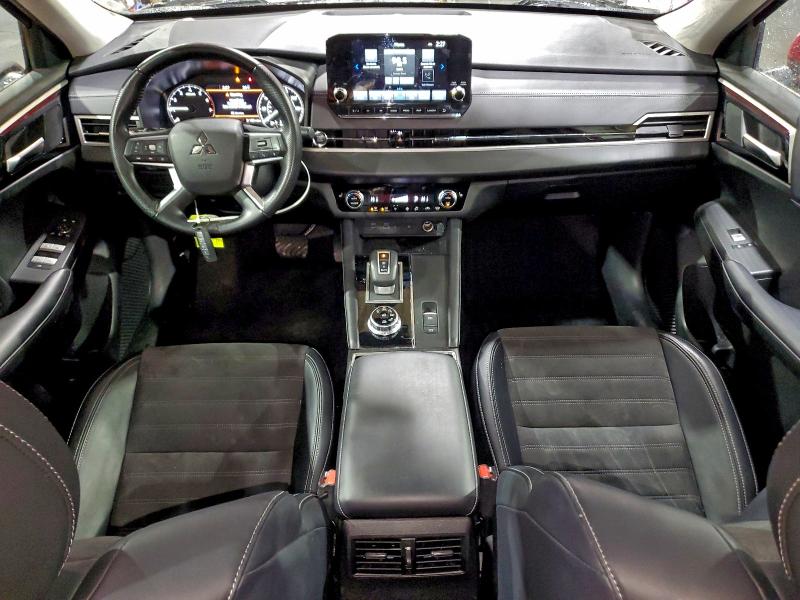 Photo 8 from auction – 2024 MITSUBISHI OUTLANDER with VIN JA4J4VA86RZ068073