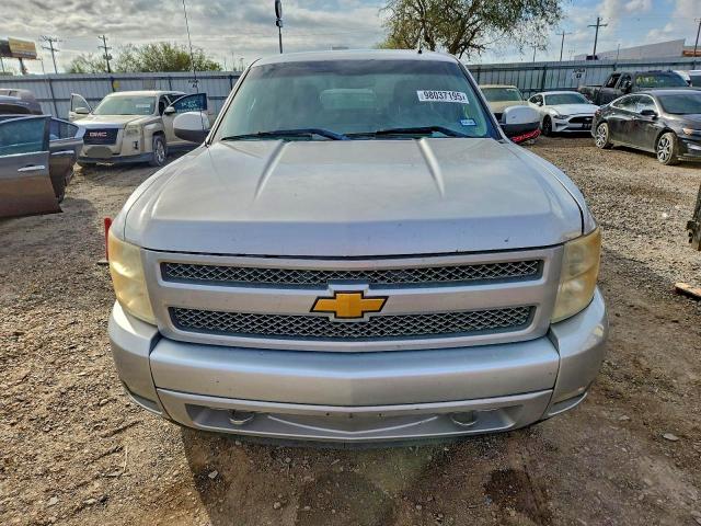 Photo 5 from auction – 2011 CHEVROLET SILVERADO with VIN 3GCPCSE02BG139569