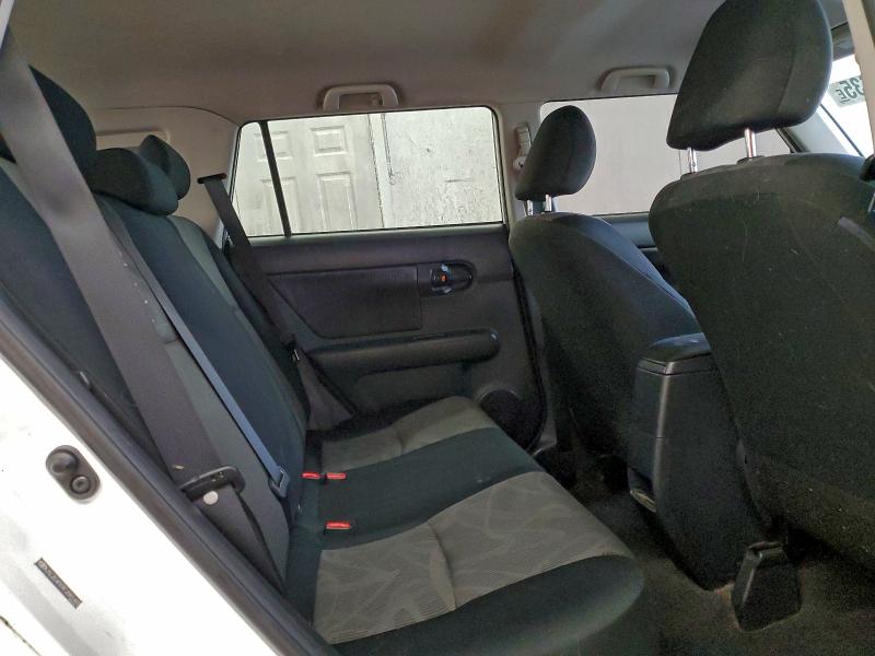 Photo 10 from auction – 2015 SCION XB with VIN JTLZE4FE9FJ081493