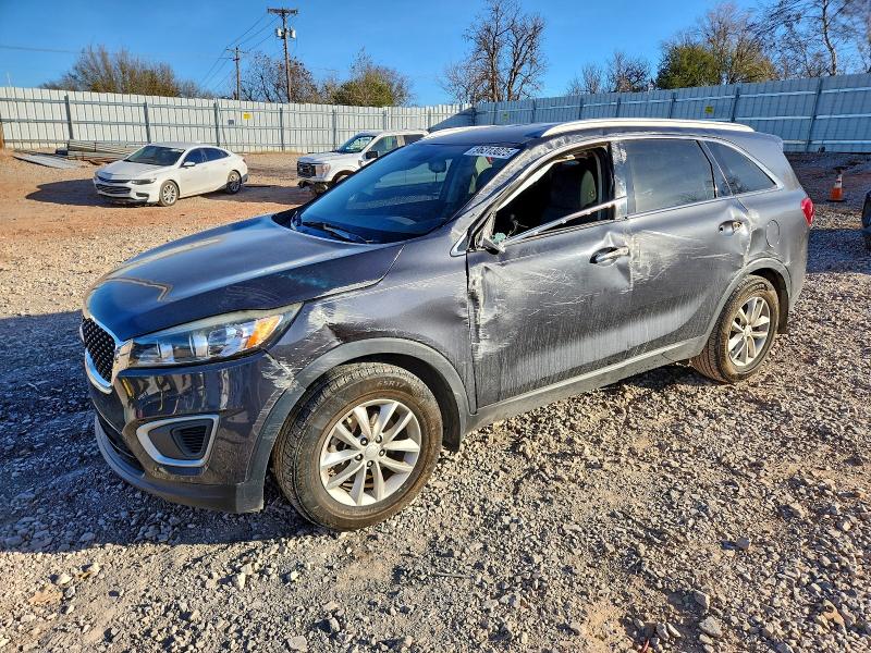 KIA SORENTO 2017 with VIN 5XYPG4A32HG257435 - Photo from auction