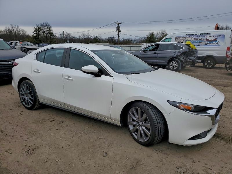 Photo 4 from auction – 2019 MAZDA 3 PREFERRE with VIN JM1BPBCM6K1107985
