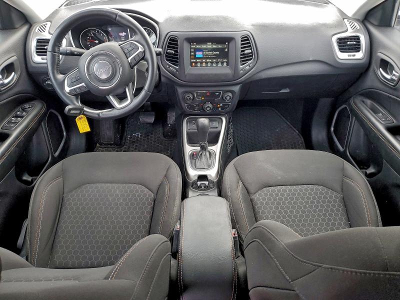 Photo 8 from auction – 2018 JEEP COMPASS SP with VIN 3C4NJCAB2JT186178