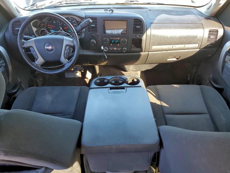 Photo 8 from auction – 2011 GMC SIERRA K15 with VIN 3GTP2VE33BG272212