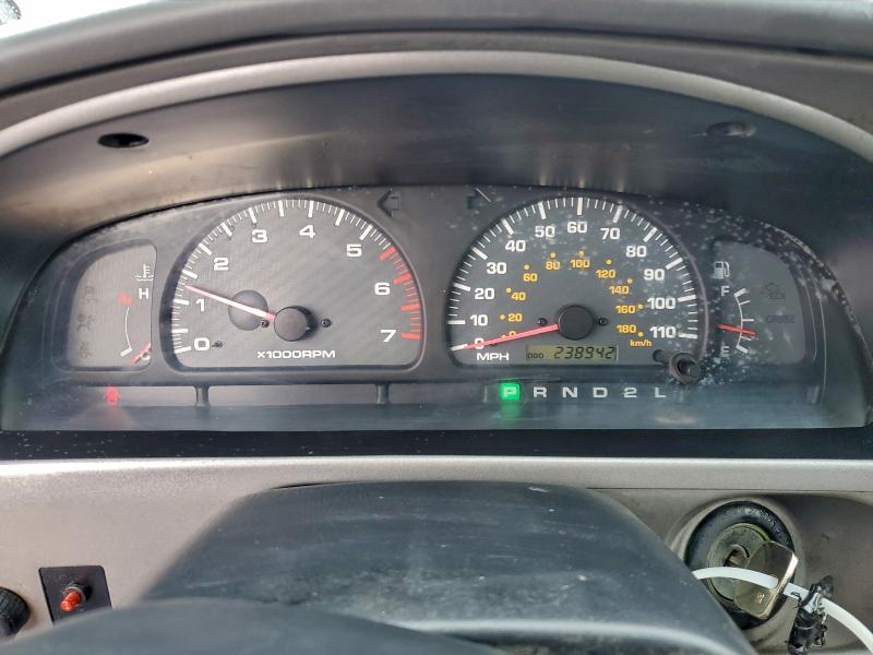 Photo 9 from auction – 2001 TOYOTA 4RUNNER SR with VIN JT3GN86R910211451