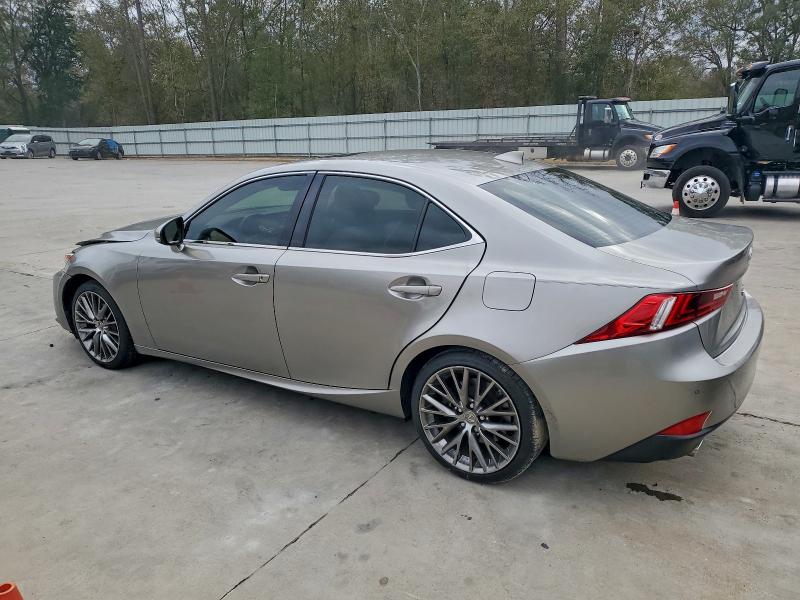 Photo 2 from auction – 2016 LEXUS IS 200T with VIN JTHBA1D20G5005508