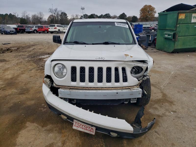 Photo 5 from auction – 2016 JEEP PATRIOT LA with VIN 1C4NJPFA2GD677887