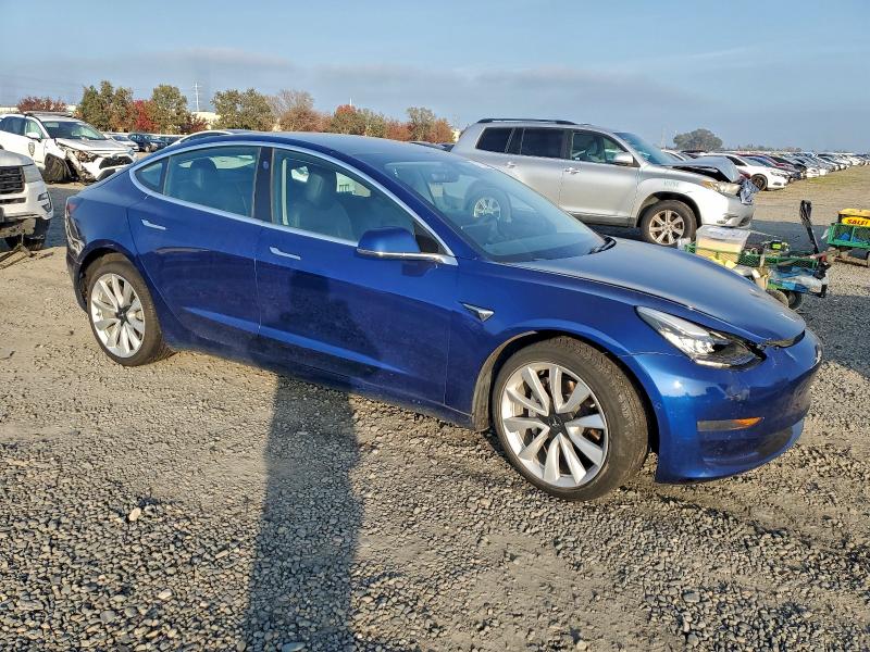 Photo 4 from auction – 2019 TESLA MODEL 3 with VIN 5YJ3E1EA6KF447054