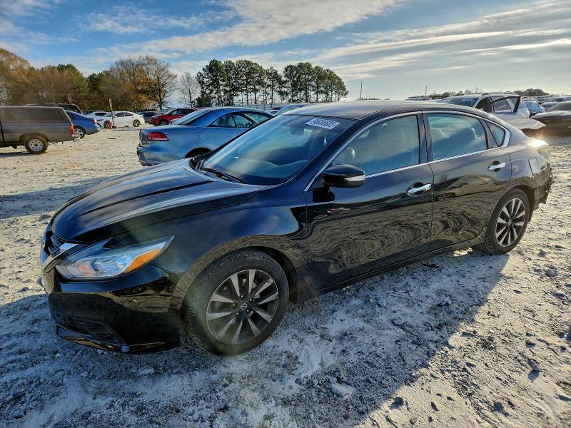 NISSAN ALTIMA 2.5 2018 with VIN 1N4AL3AP1JC236736 - Photo from auction