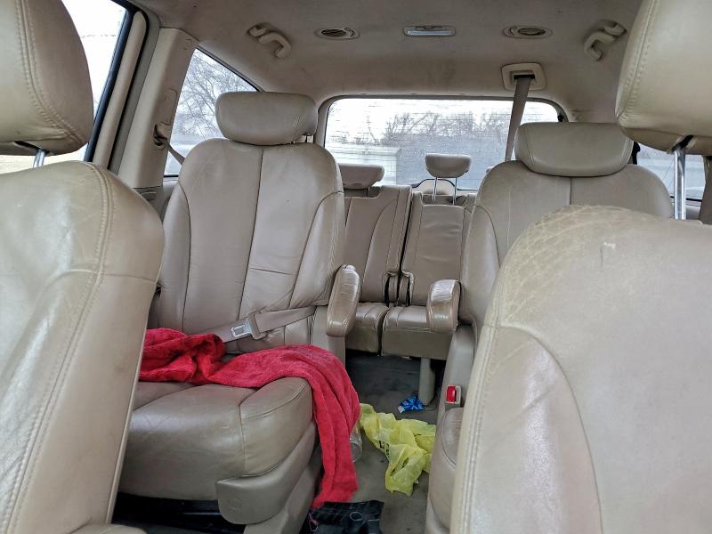 Photo 10 from auction – 2007 HYUNDAI ENTOURAGE with VIN KNDMC233976033225