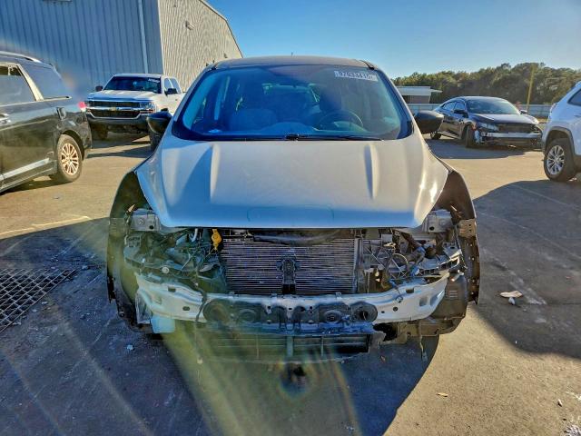 Photo 5 from auction – 2018 FORD ESCAPE S with VIN 1FMCU0F7XJUB04684