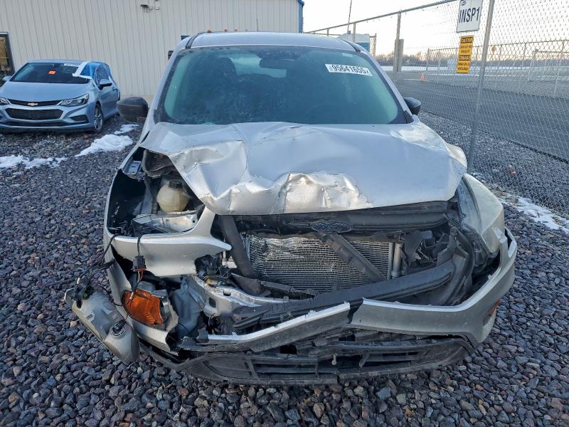 Photo 5 from auction – 2019 FORD ESCAPE with VIN 1FMCU0F71KUA60821
