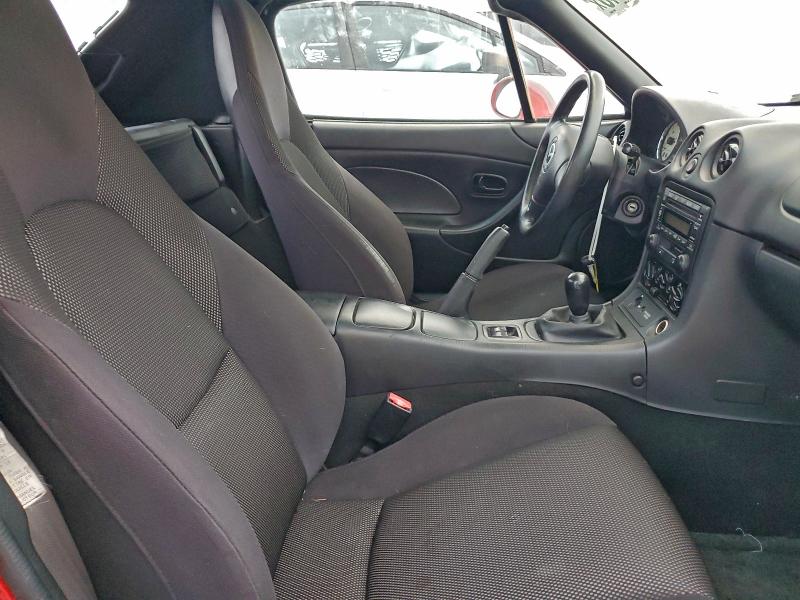 Photo 10 from auction – 2001 MAZDA MX-5 MIATA with VIN JM1NB353X10218677