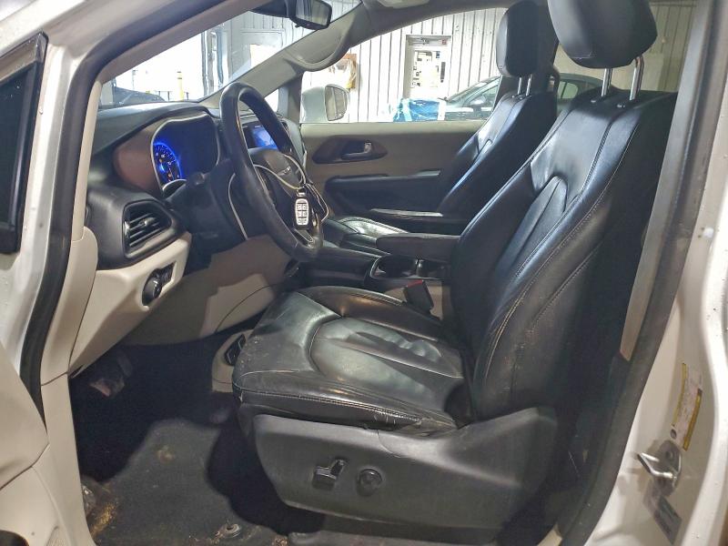 Photo 7 from auction – 2017 CHRYSLER PACIFICA with VIN 2C4RC1BG2HR520958