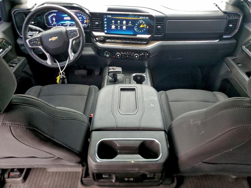 Photo 8 from auction – 2022 CHEVROLET SILVERADO with VIN 3GCUDDET3NG597387