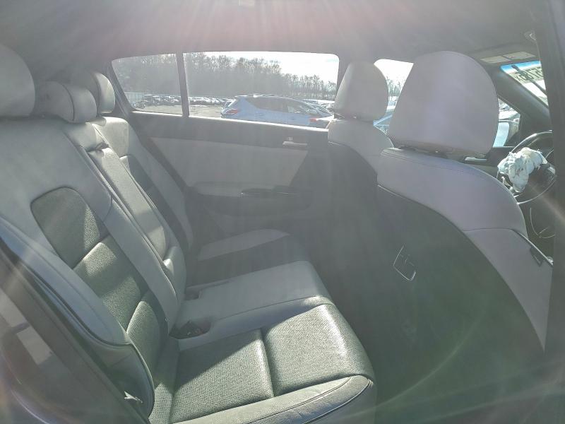 Photo 11 from auction – 2018 KIA SPORTAGE E with VIN KNDPNCAC4J7442136