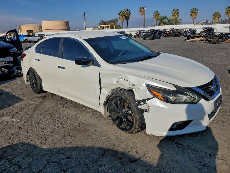 Photo 4 from auction – 2017 NISSAN ALTIMA 2.5 with VIN 1N4AL3AP0HC475026