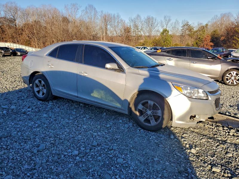 Photo 4 from auction – 2016 CHEVROLET MALIBU LIM with VIN 1G11C5SA1GF137513