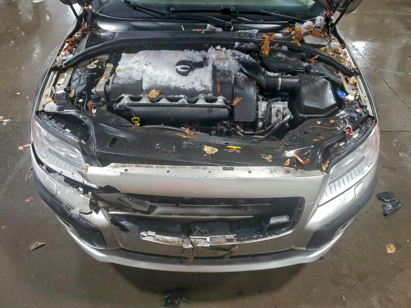 Photo 12 from auction – 2011 VOLVO XC70 T6 with VIN YV4902BZ6B1111077