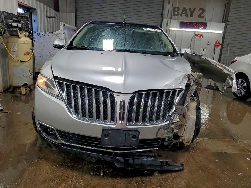 Photo 5 from auction – 2013 LINCOLN MKX with VIN 2LMDJ8JK3DBL33486