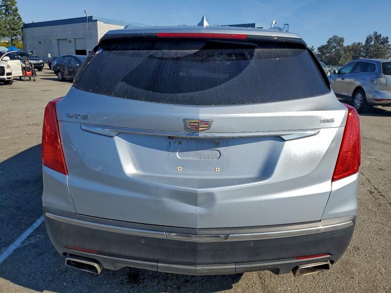 Photo 6 from auction – 2017 CADILLAC XT5 with VIN 1GYKNARS1HZ322345