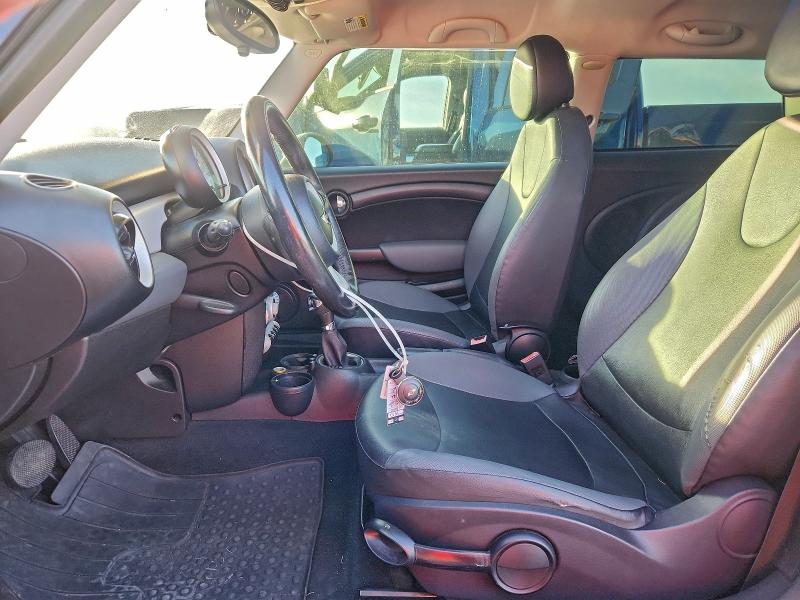 Photo 7 from auction – 2010 MINI COOPER with VIN WMWMF3C5XATZ64577