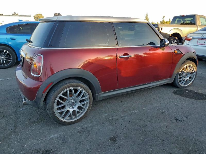 Photo 3 from auction – 2009 MINI COOPER with VIN WMWMF33529TU74808