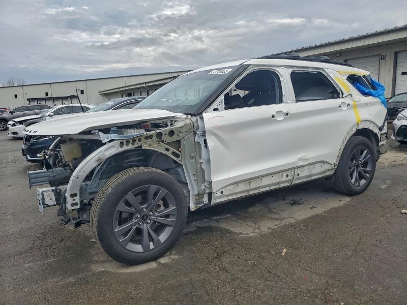 FORD EXPLORER X 2024 with VIN 1FMSK8DH0RGA89604 - Photo from auction