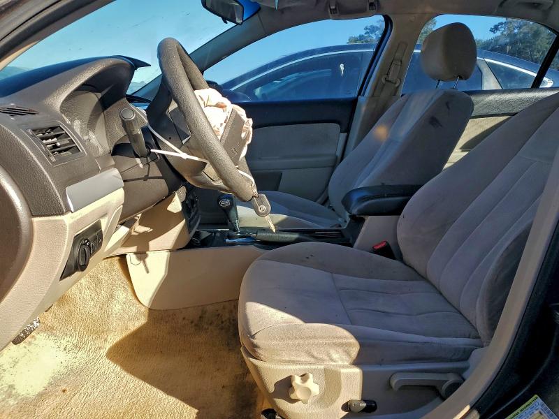 Photo 7 from auction – 2006 MERCURY MILAN with VIN 3MEFM07166R607220
