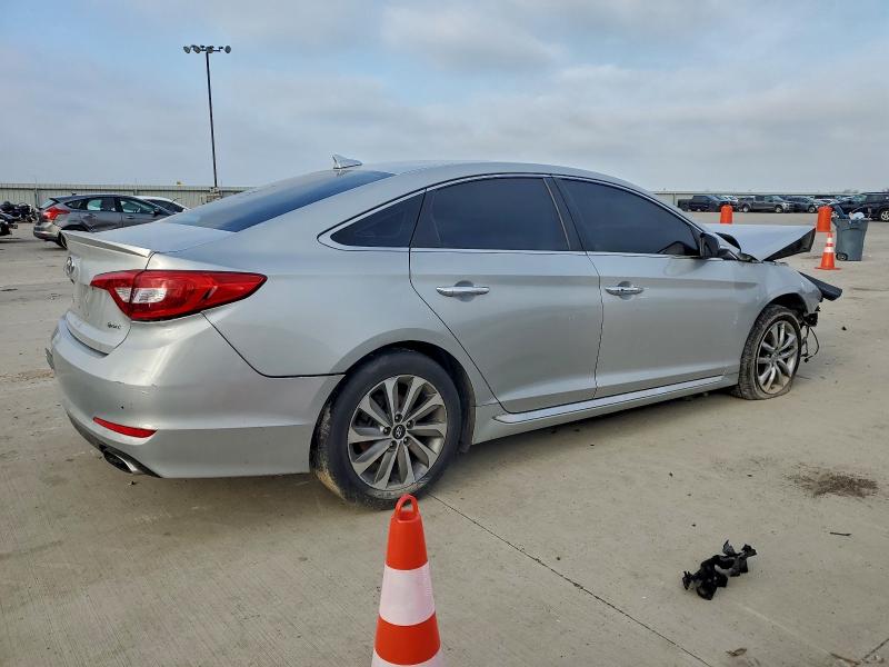 Photo 3 from auction – 2017 HYUNDAI SONATA with VIN 5NPE34AF2HH580874