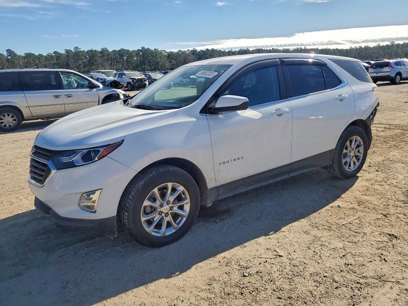 CHEVROLET EQUINOX LT 2021 with VIN 2GNAXUEV6M6101687 - Photo from auction