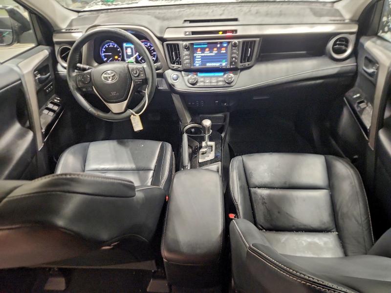 Photo 8 from auction – 2017 TOYOTA RAV4 LIMIT with VIN 2T3DFREV7HW640920