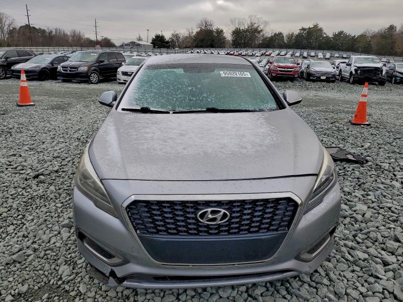 Photo 5 from auction – 2017 HYUNDAI SONATA HYB with VIN KMHE24L16HA043478