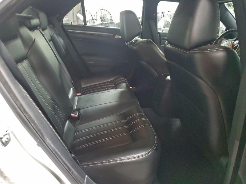 Фото 10 с аукциона – 2015 CHRYSLER 300 S с VIN 2C3CCABG5FH760471