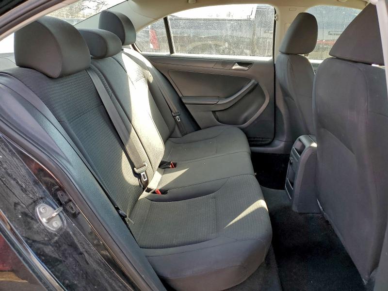 Photo 10 from auction – 2015 VOLKSWAGEN JETTA BASE with VIN 3VW2K7AJ1FM292845