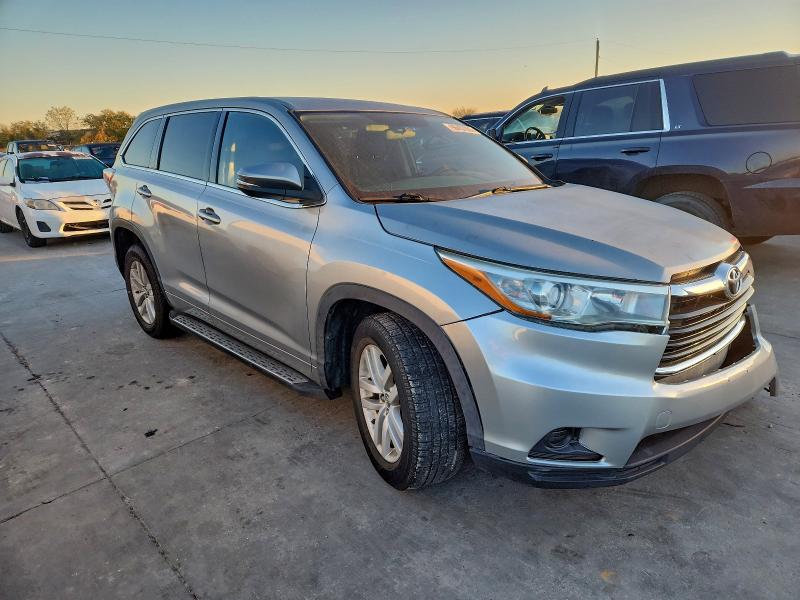Photo 4 from auction – 2016 TOYOTA HIGHLANDER with VIN 5TDZARFH5GS021729