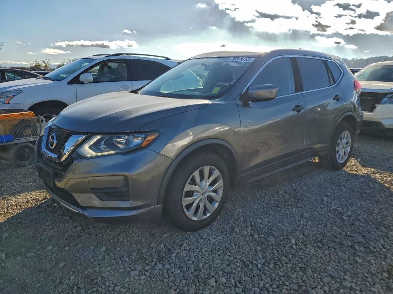 NISSAN ROGUE S 2017 with VIN KNMAT2MT7HP570463 - Photo from auction